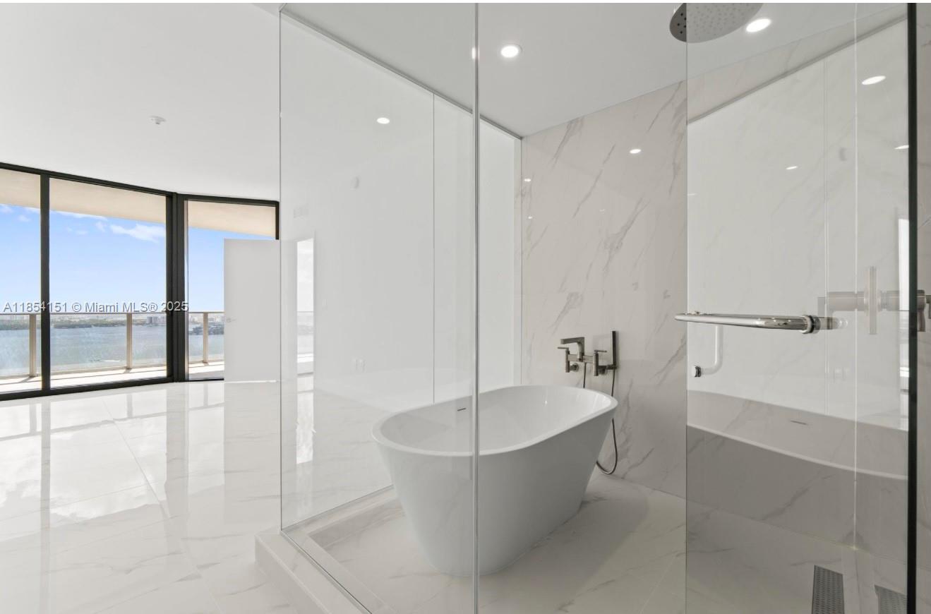 Aria Reserve Miami - Residential