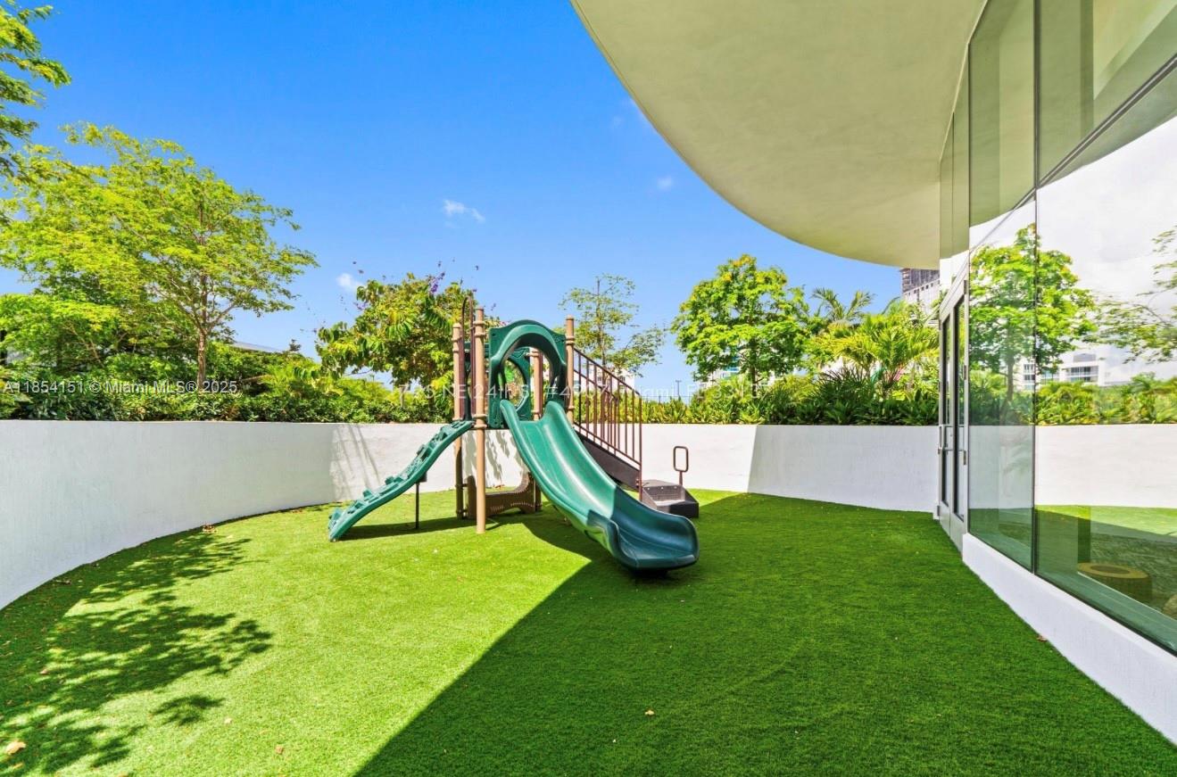 Aria Reserve Miami - Residential