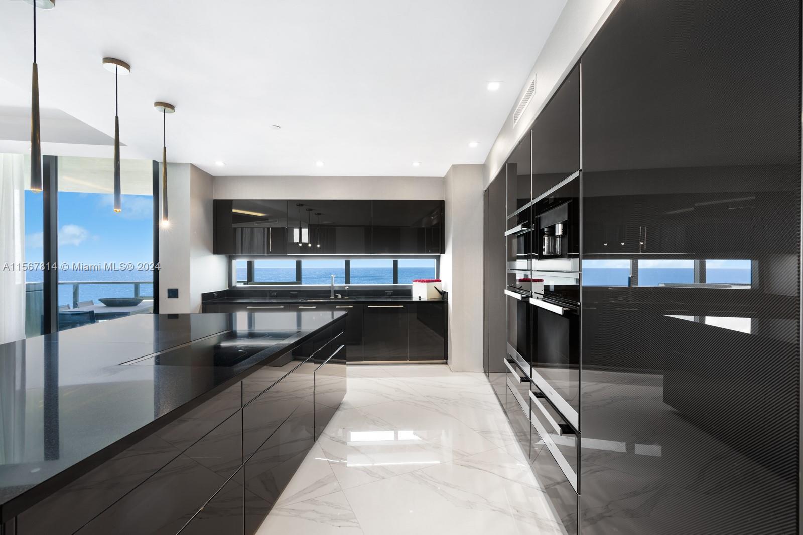 18555 COLLINS AVENUE COND - Residential