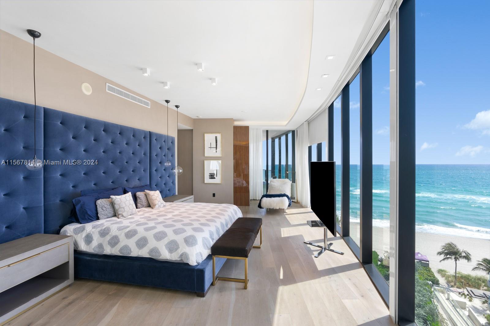 18555 COLLINS AVENUE COND - Residential