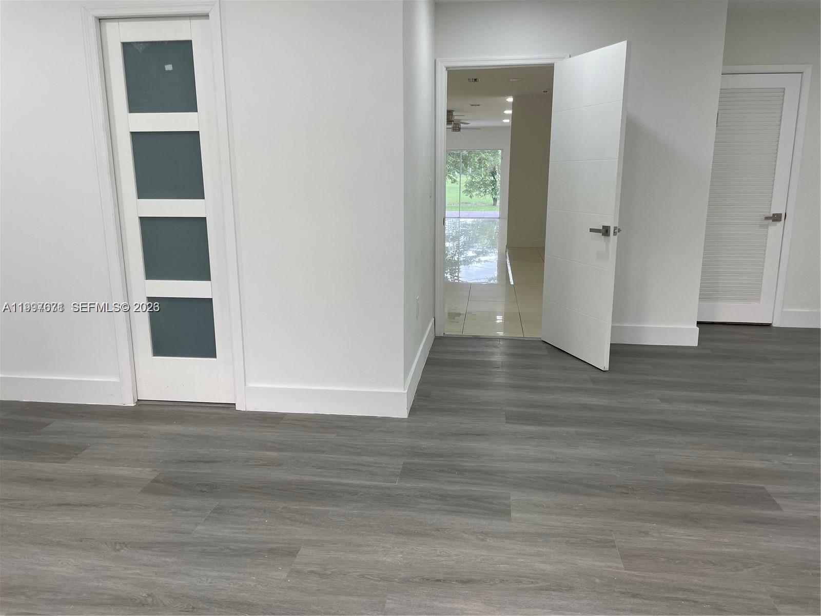 COUNTRY CLUB OF MIAMI EST - Residential