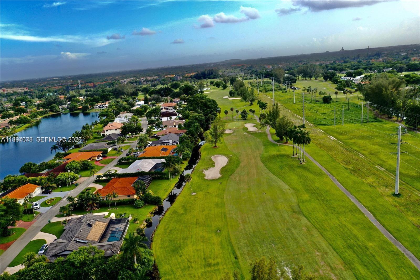 COUNTRY CLUB OF MIAMI EST - Residential