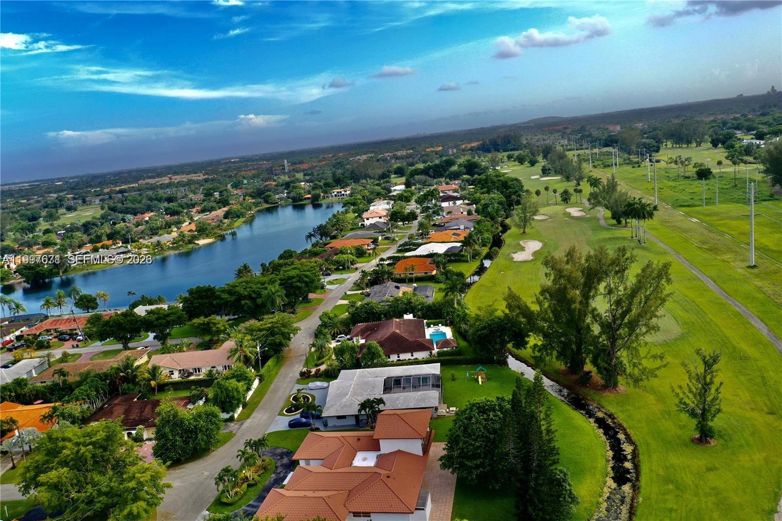 COUNTRY CLUB OF MIAMI EST - Residential