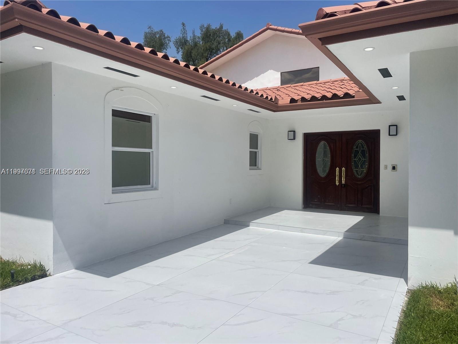 19740 W Saint Andrews Dr