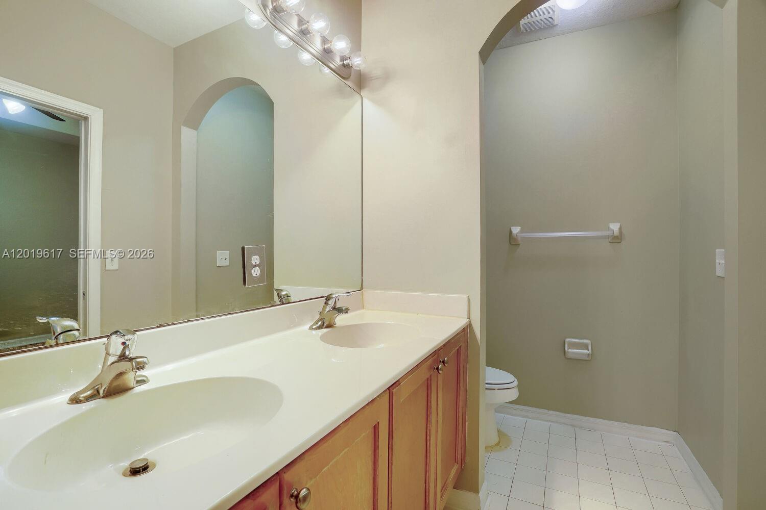 VICTORIA WOODS 3B - Residential