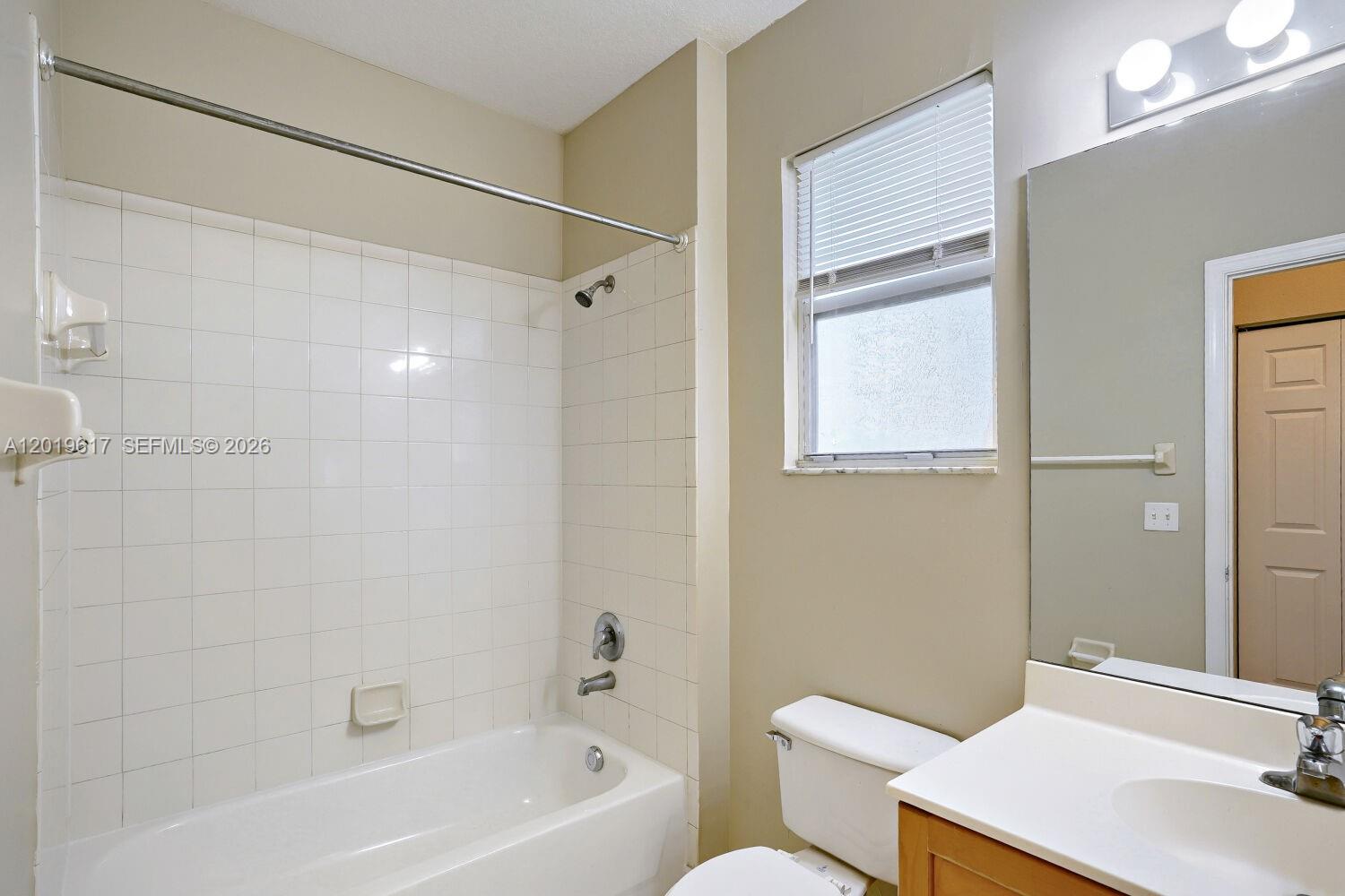 VICTORIA WOODS 3B - Residential