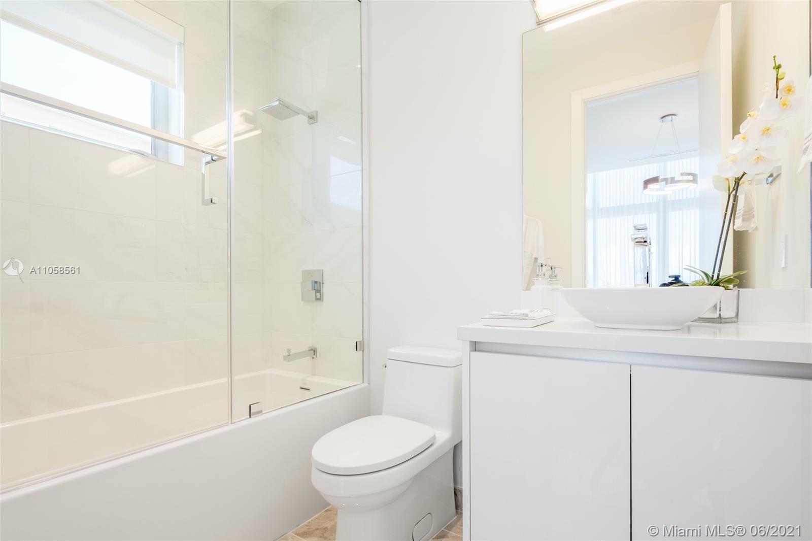 HOLLYWOOD BEACH SECOND AD - Residential