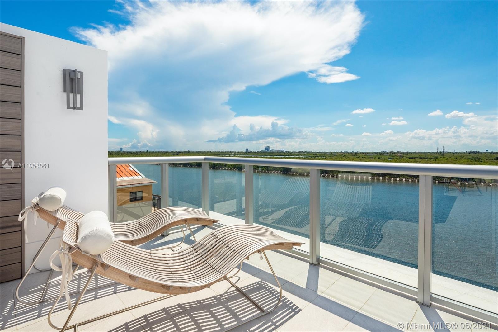 HOLLYWOOD BEACH SECOND AD - Residential