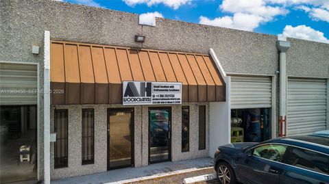 7311 NW 56th St 7311 Miami FL 33166