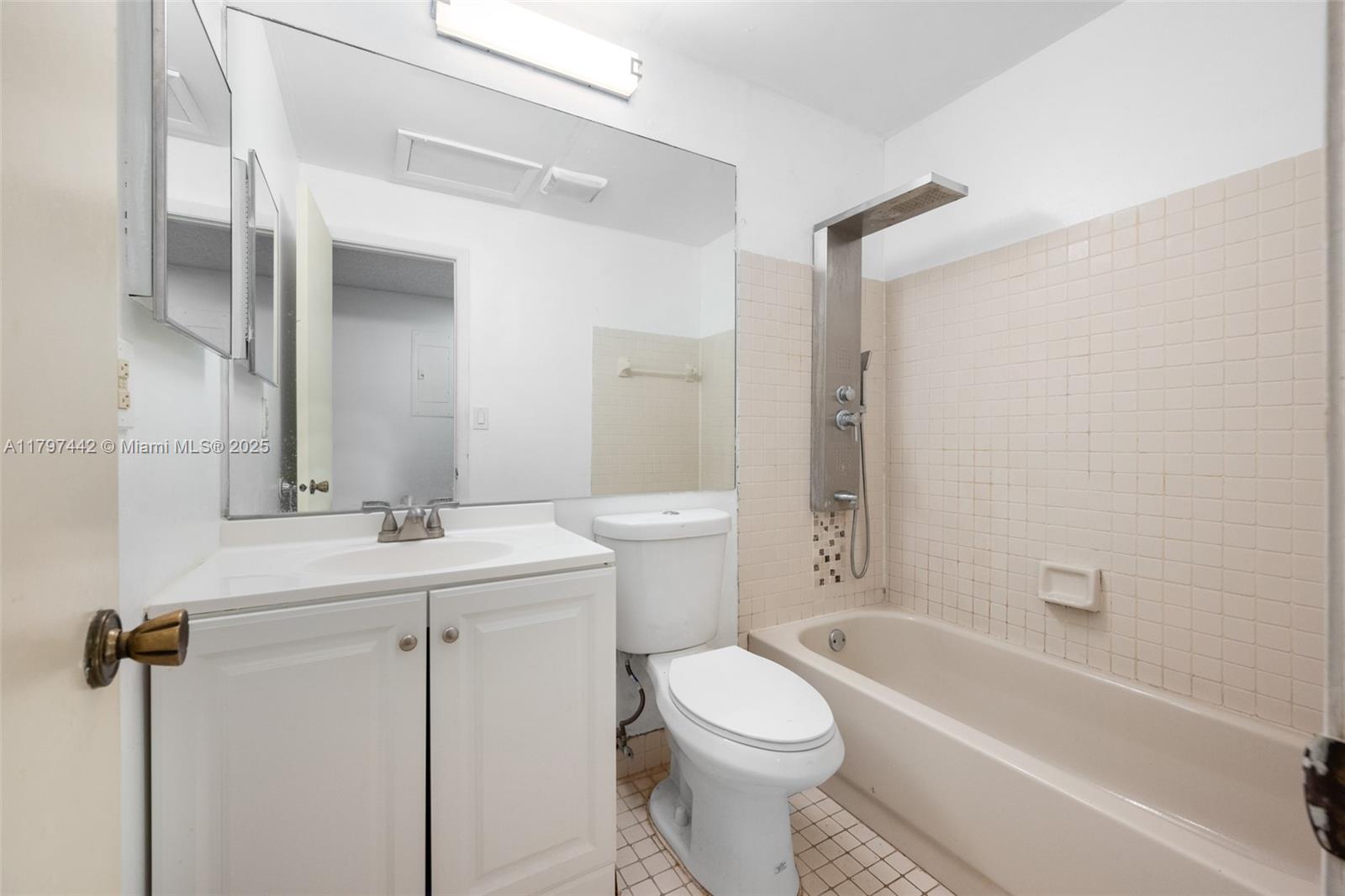 CARMEL AT CALIFORNIA CL C - Residential