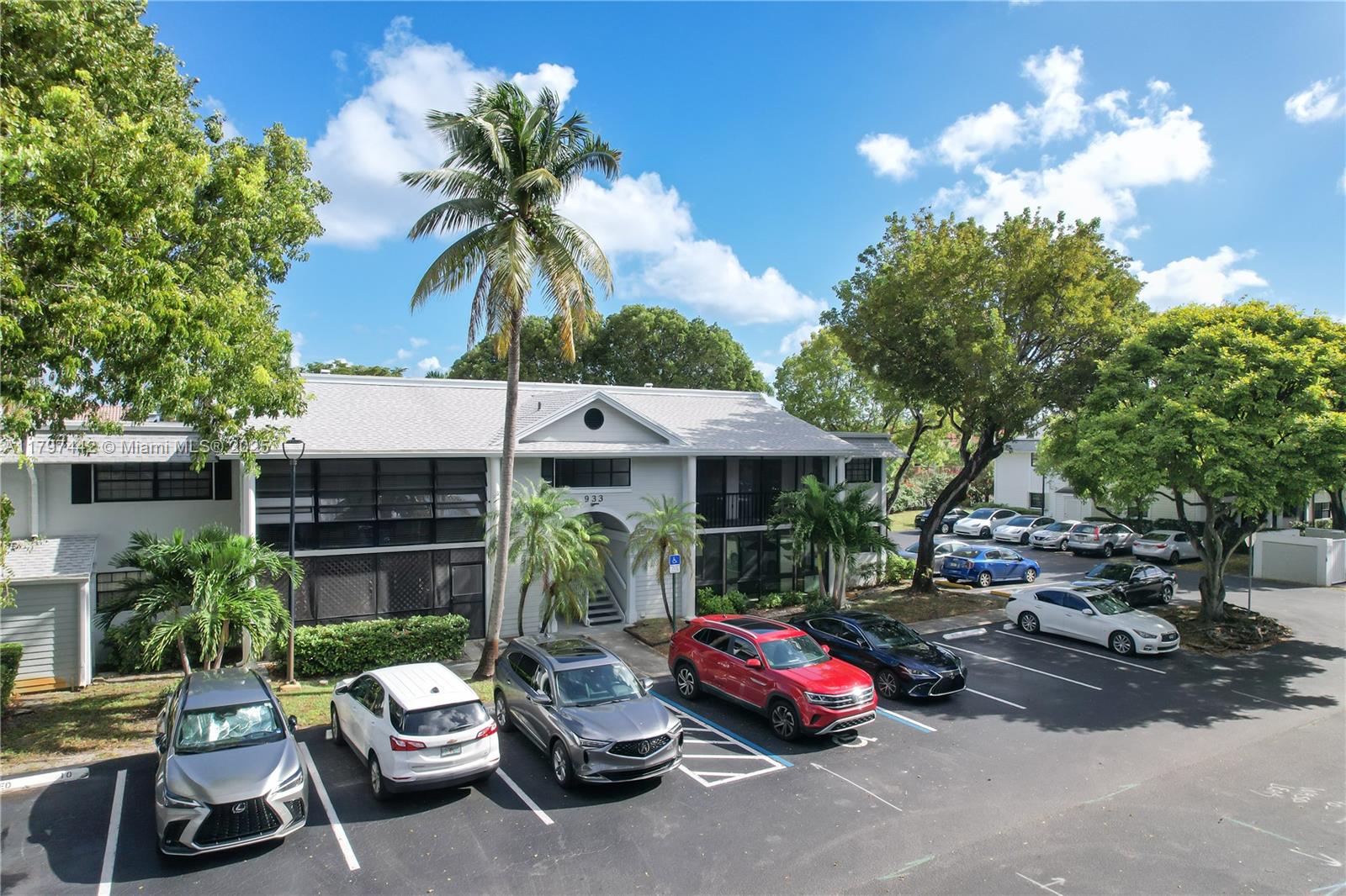 CARMEL AT CALIFORNIA CL C - Residential