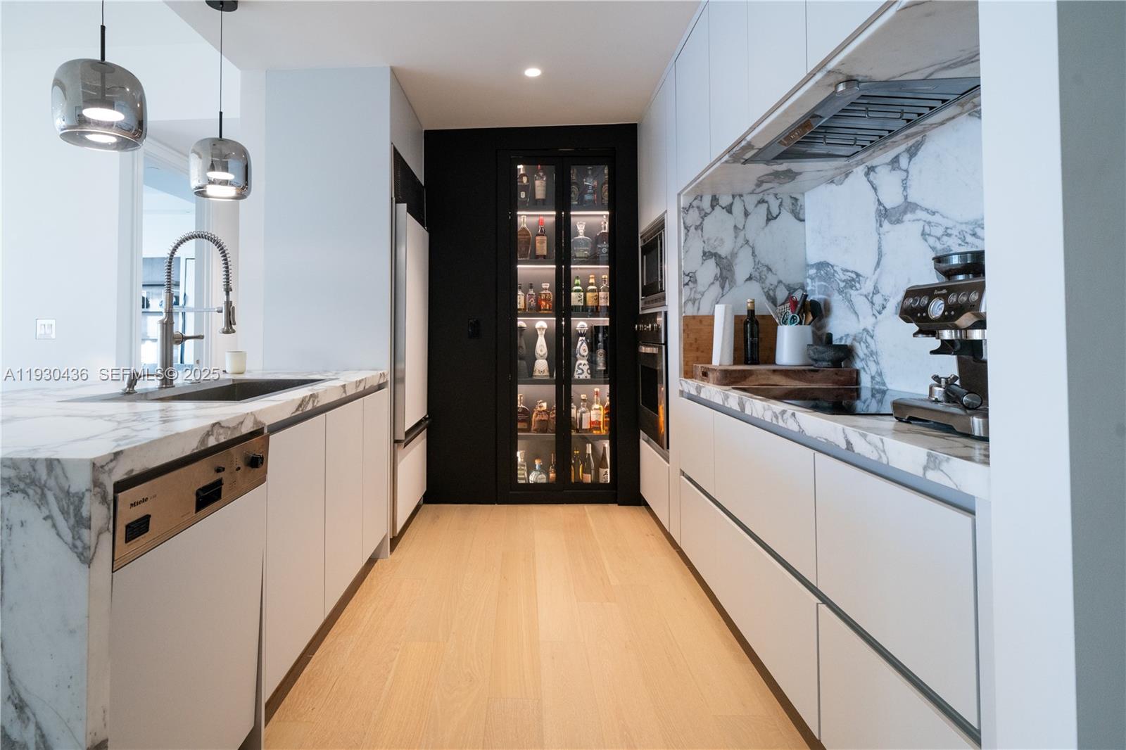 1425 Brickell Ave 57A