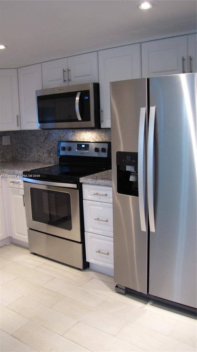 HOLLYBROOK GOLF - Residential