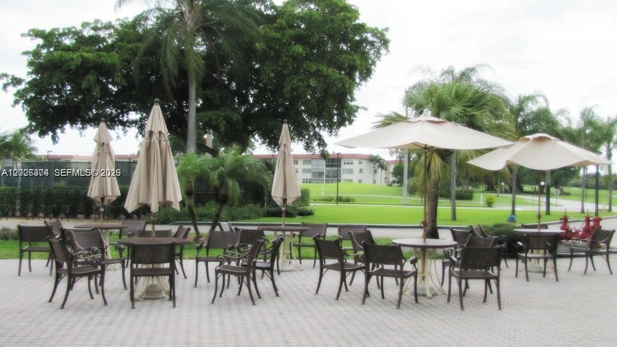 HOLLYBROOK GOLF - Residential