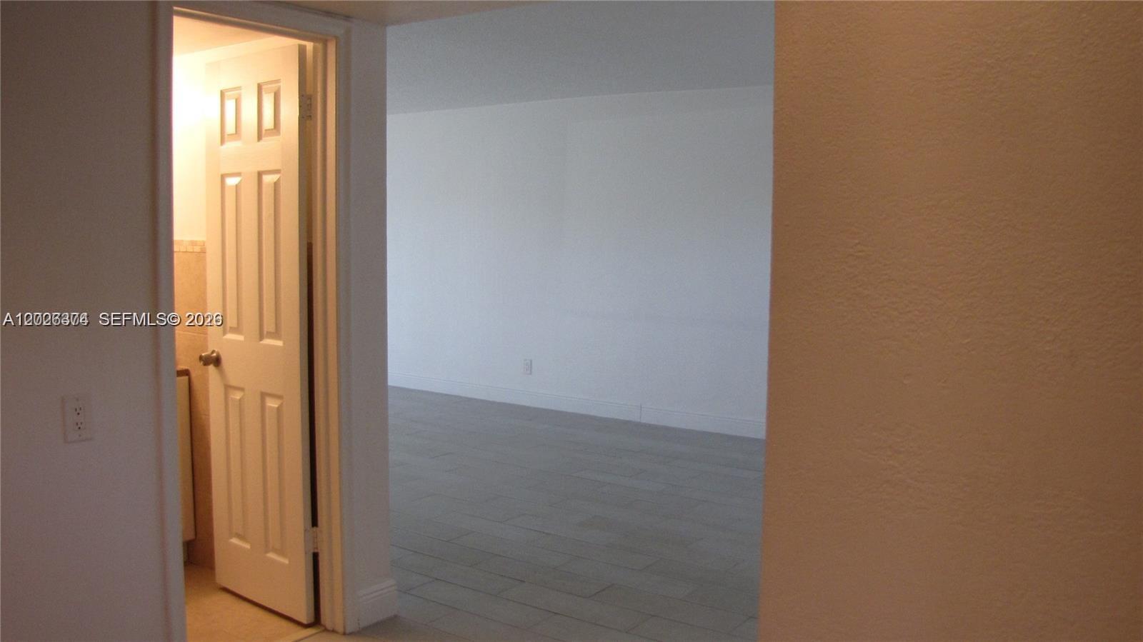 HOLLYBROOK GOLF - Residential