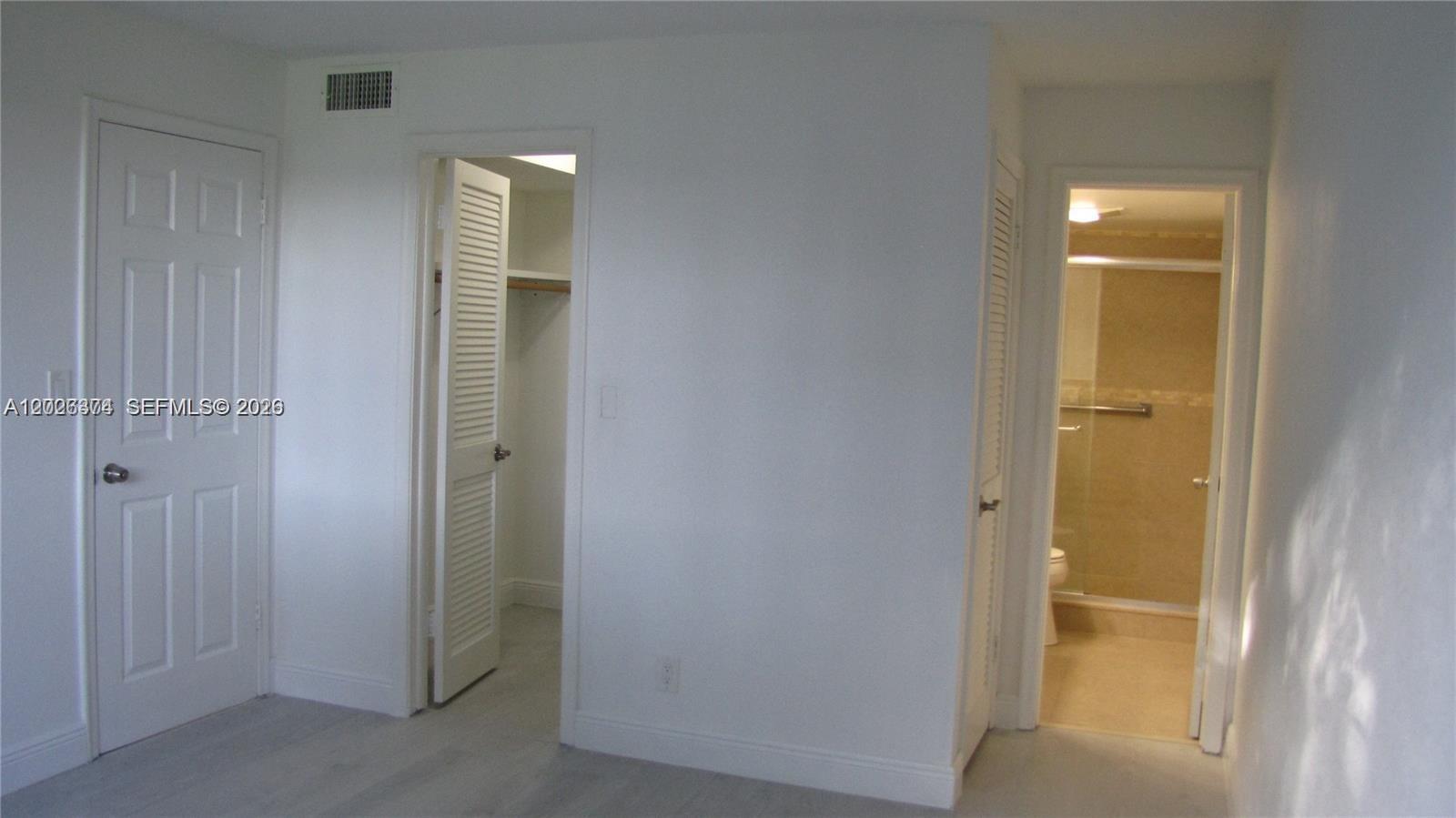 HOLLYBROOK GOLF - Residential