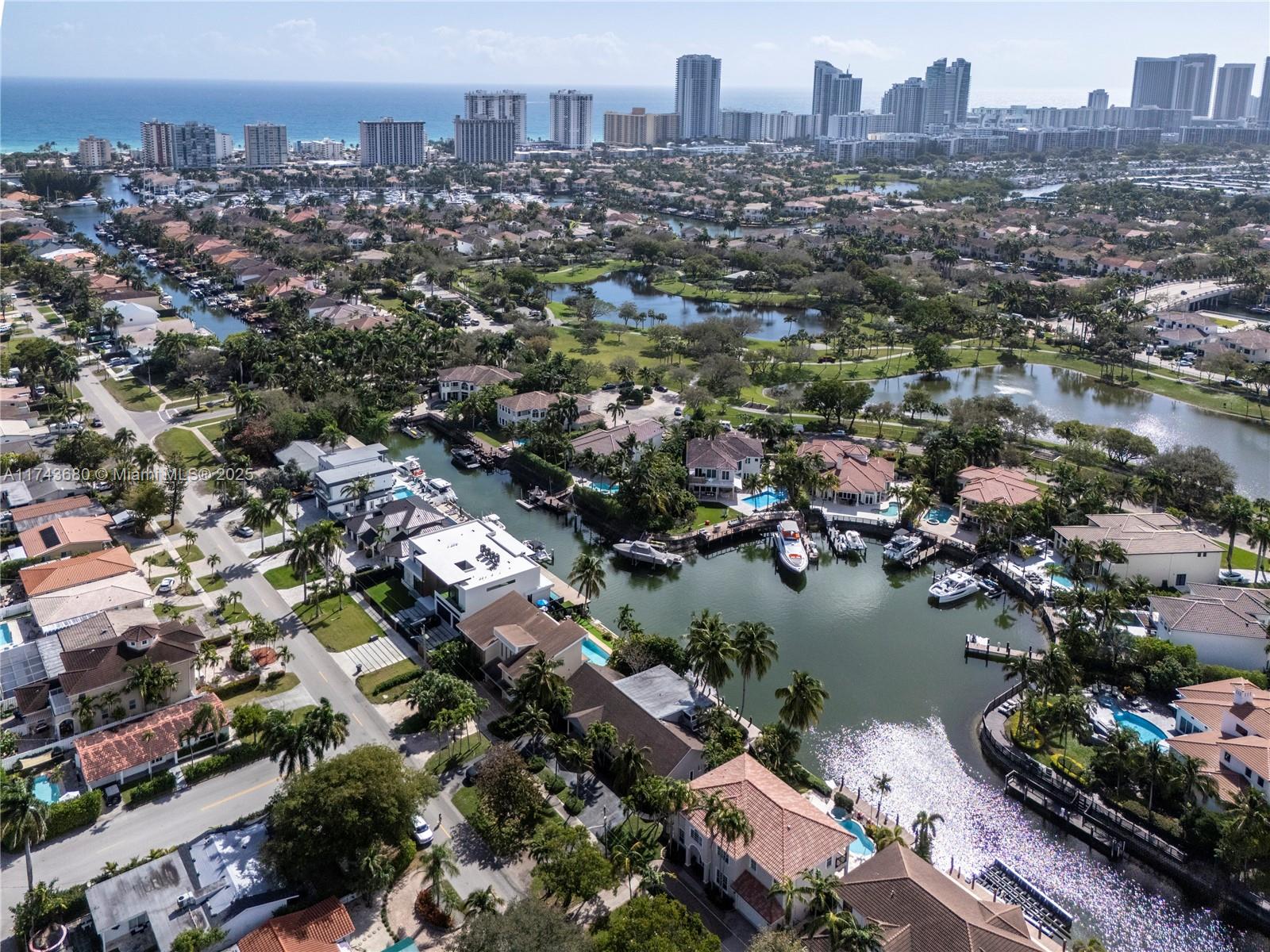 HOLLYWOOD GOLF ESTATES - Residential