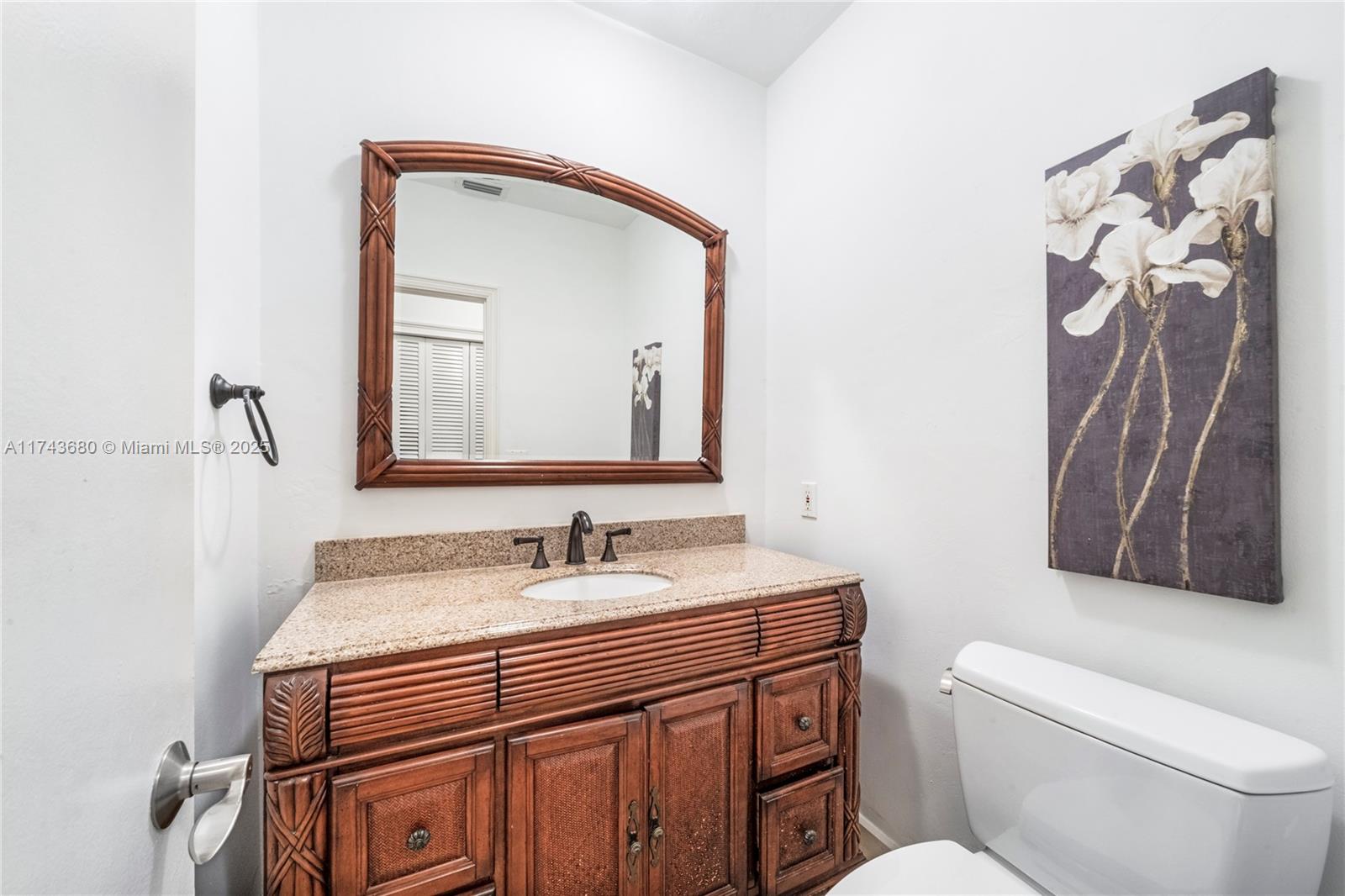 HOLLYWOOD GOLF ESTATES - Residential