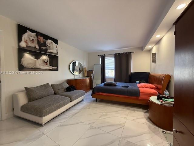 OCEAN VIEW TOWERS CONDO - Residential