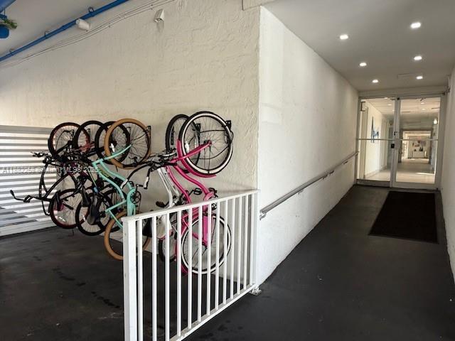 OCEAN VIEW TOWERS CONDO - Residential