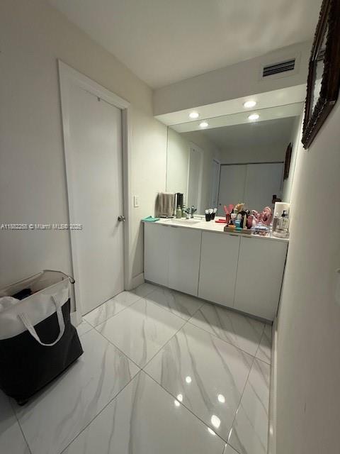 OCEAN VIEW TOWERS CONDO - Residential