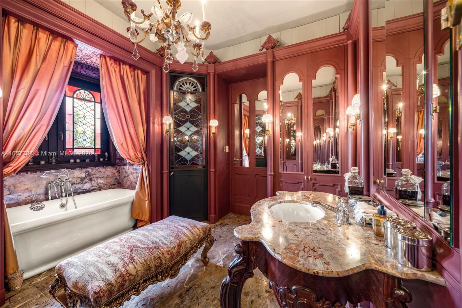 TROPICAL ISLE HOMES SUB 4 - Residential