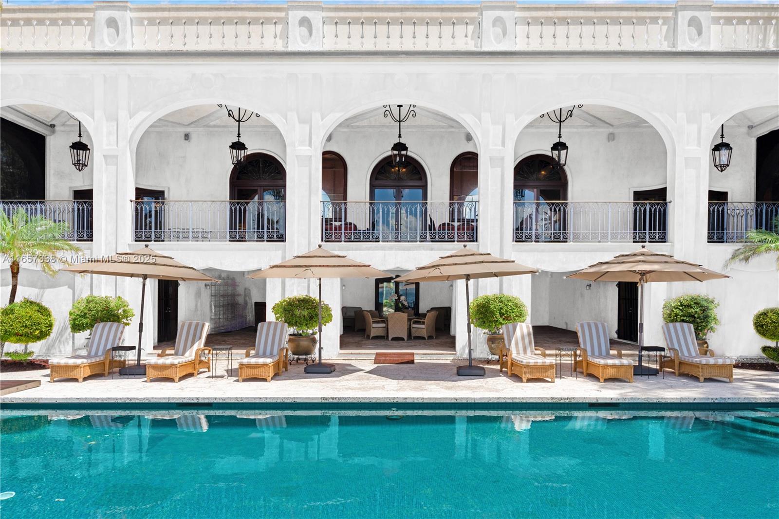 TROPICAL ISLE HOMES SUB 4 - Residential