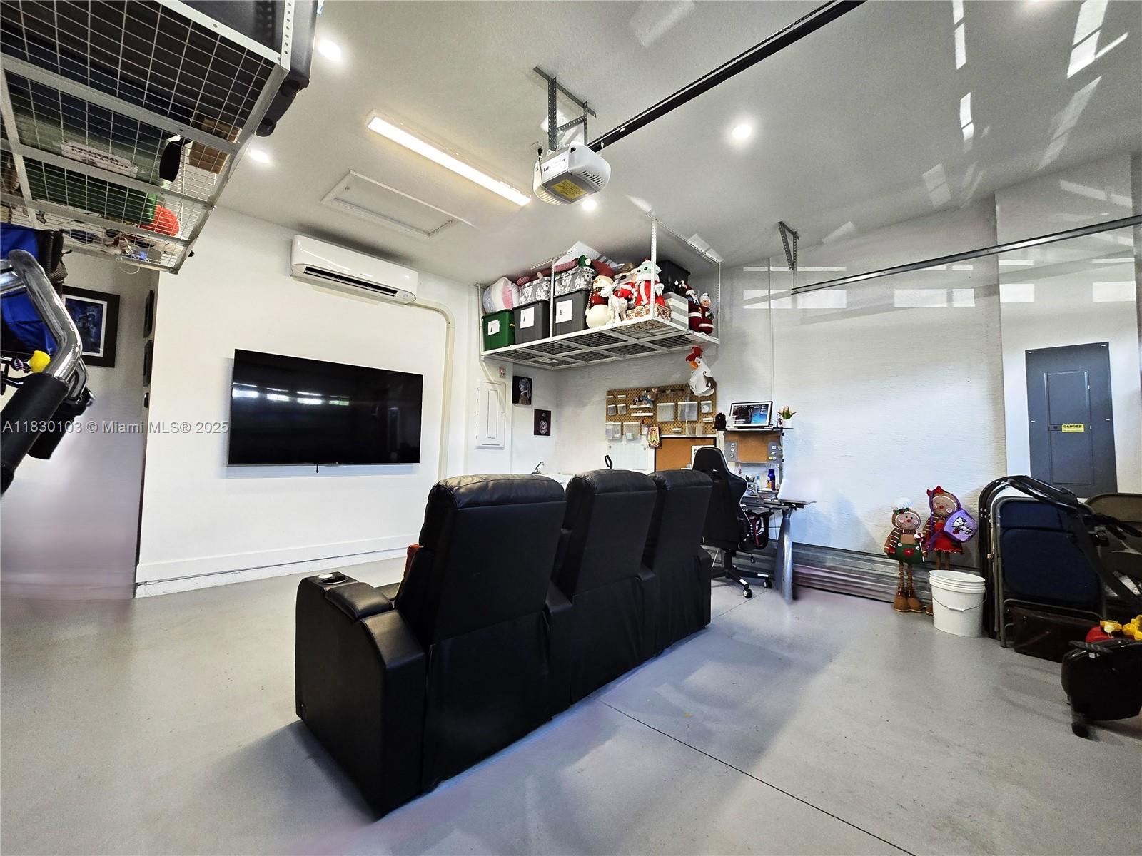 GROVES OF WESTLAKE - Residential