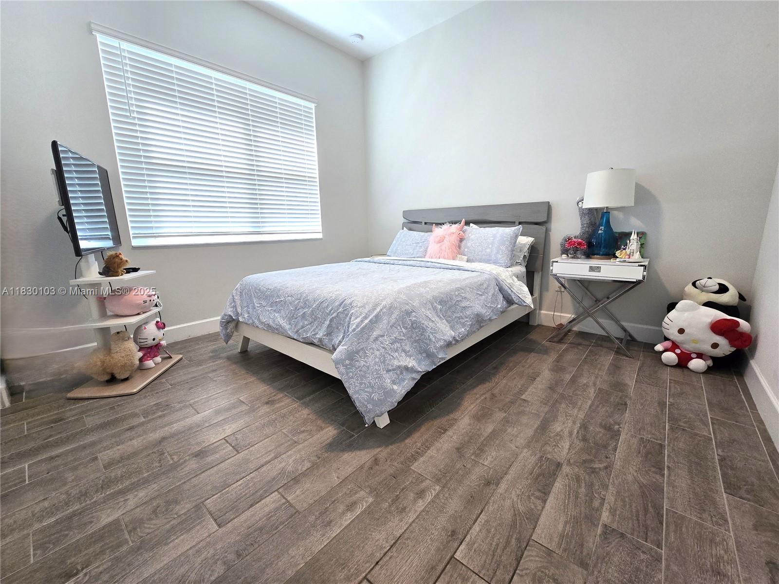 GROVES OF WESTLAKE - Residential