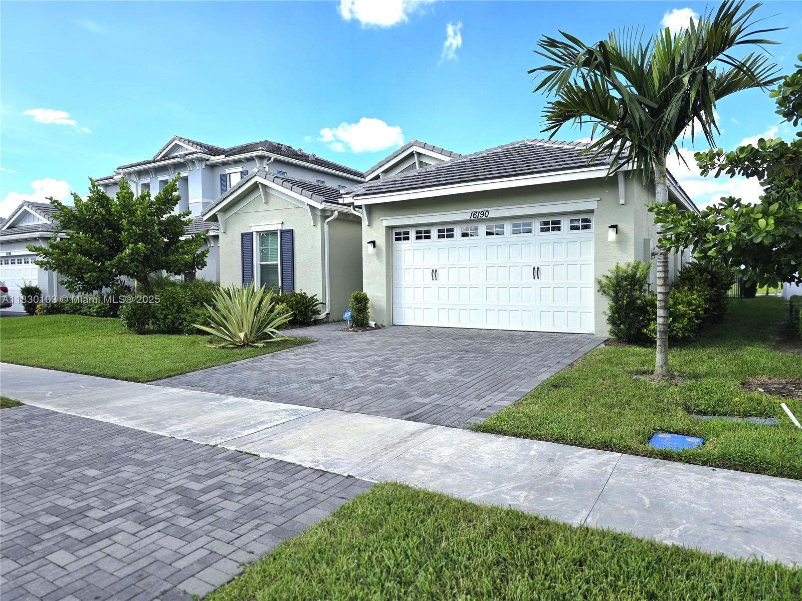 GROVES OF WESTLAKE - Residential