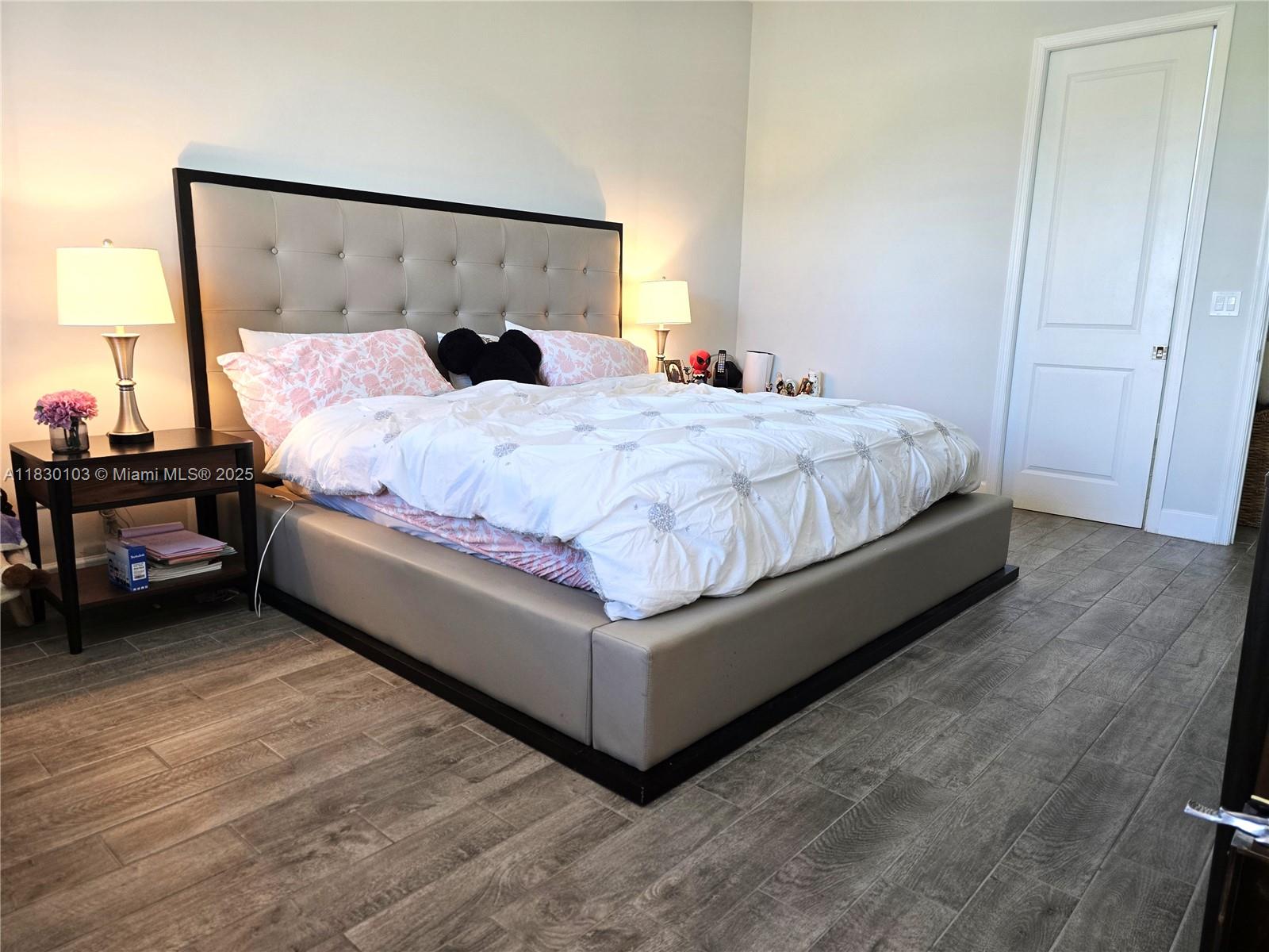 GROVES OF WESTLAKE - Residential