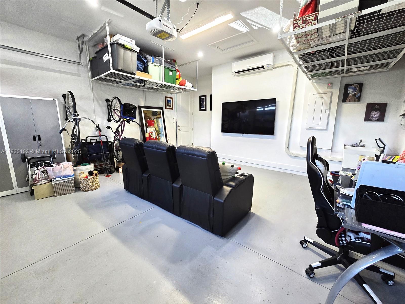 GROVES OF WESTLAKE - Residential