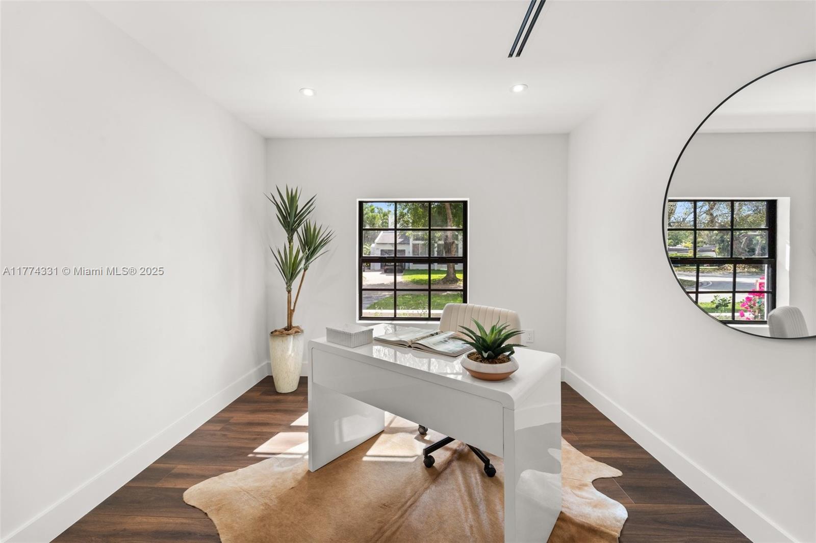 CORAL GABLES RIVIERA SEC - Residential