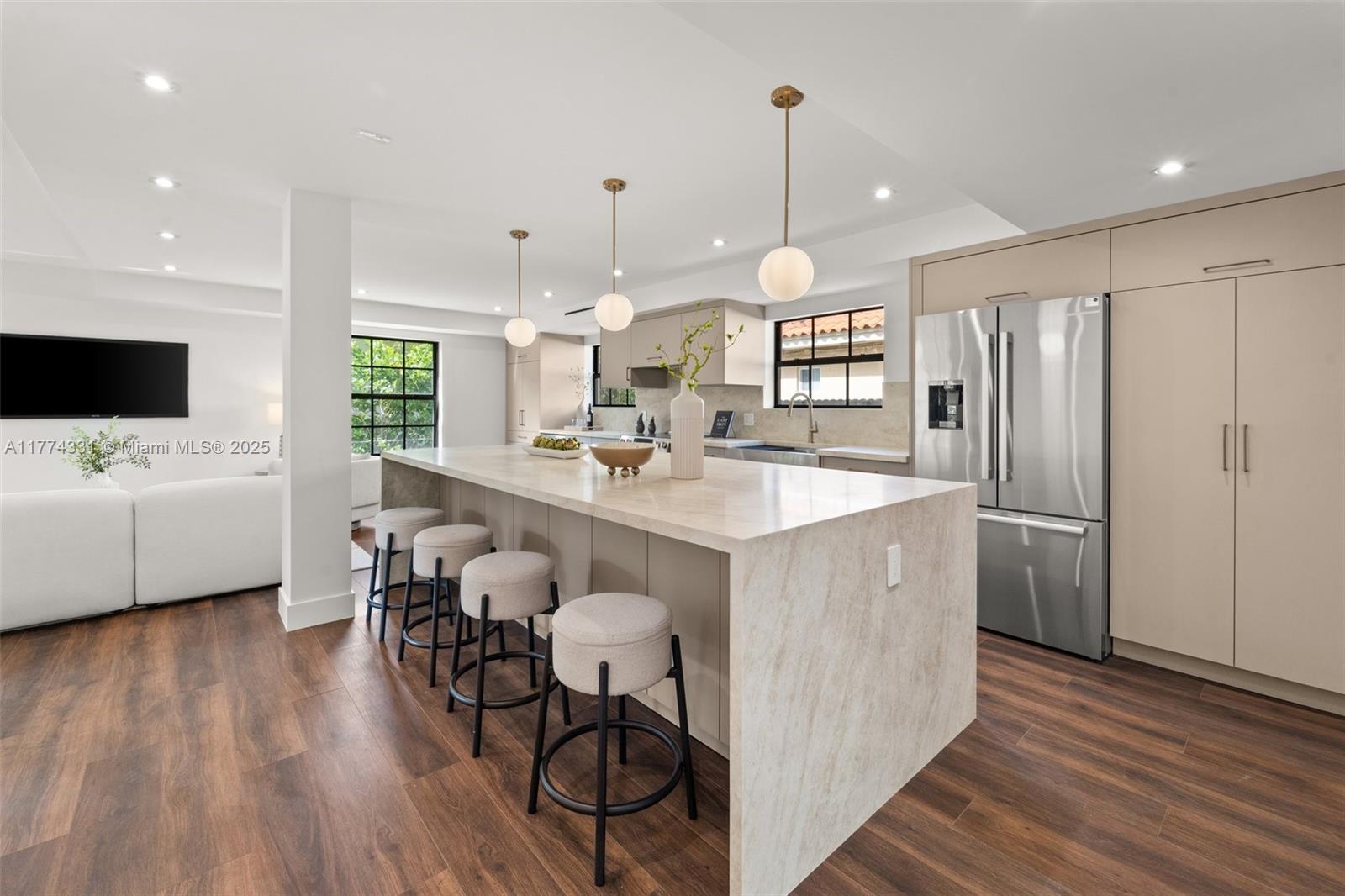 CORAL GABLES RIVIERA SEC - Residential