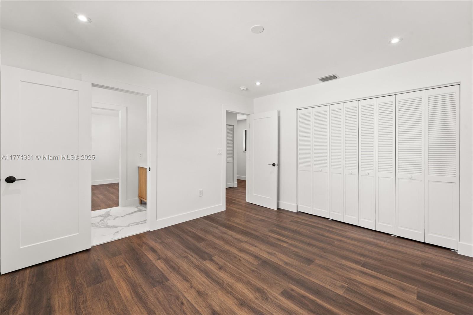CORAL GABLES RIVIERA SEC - Residential