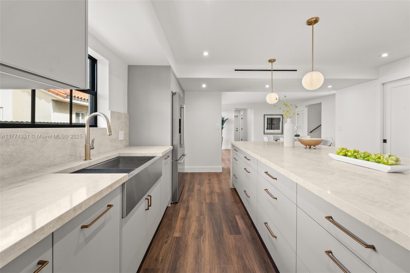 CORAL GABLES RIVIERA SEC - Residential