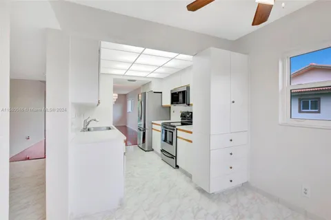 1200 SW 125th Ave Unit 415L, Pembroke Pines, FL 33027 - MLS#: A11580046