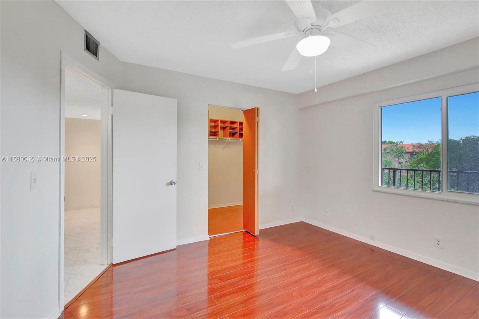 CAMBRIDGE AT CENTURY VILL - Residential
