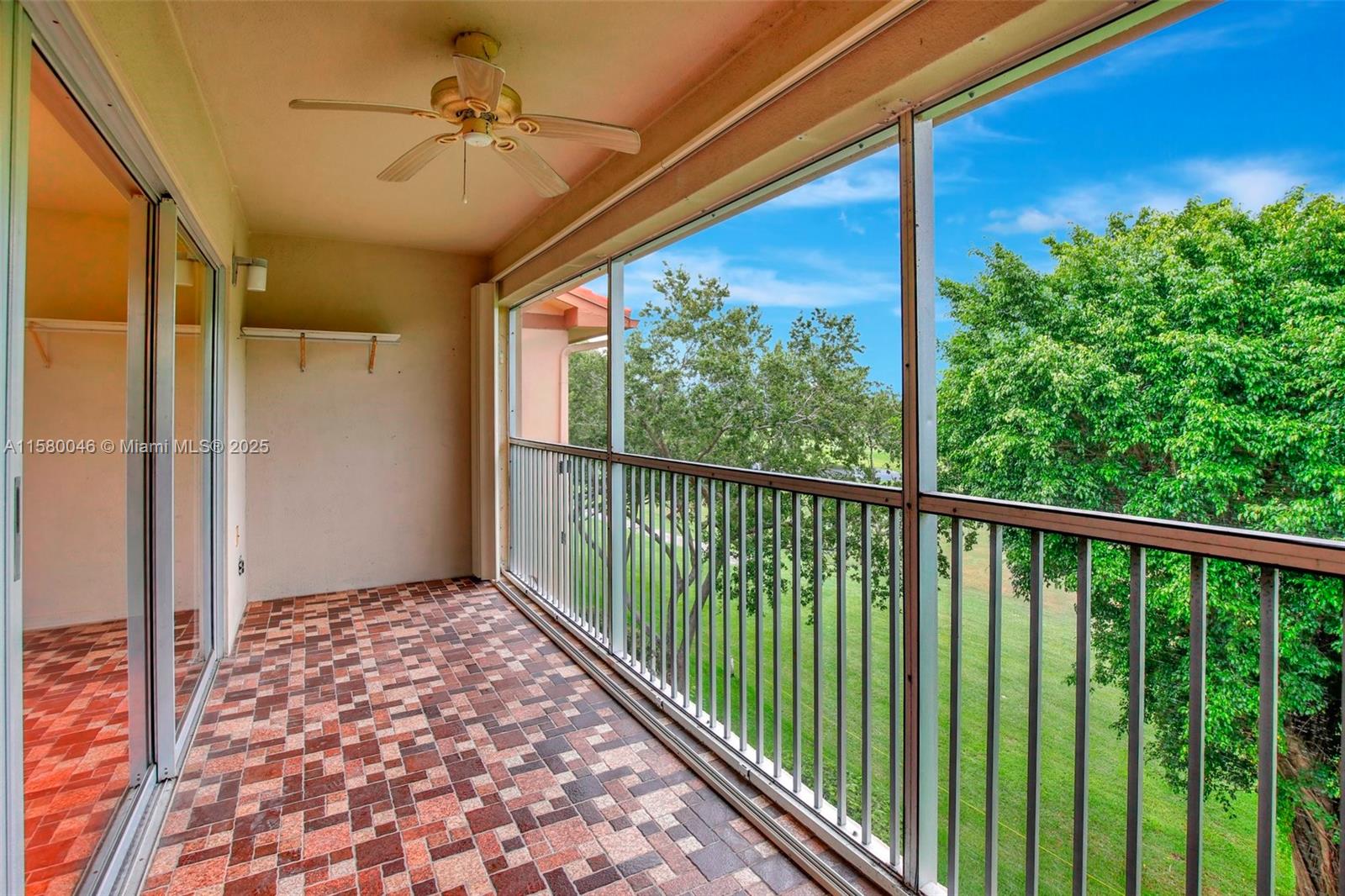 CAMBRIDGE AT CENTURY VILL - Residential