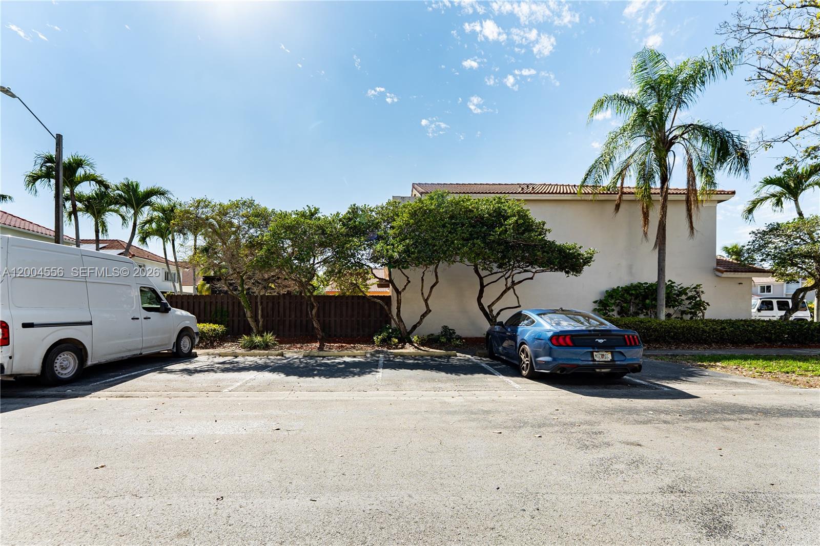 DORAL ISLES ANTILLES 1ST - Residential