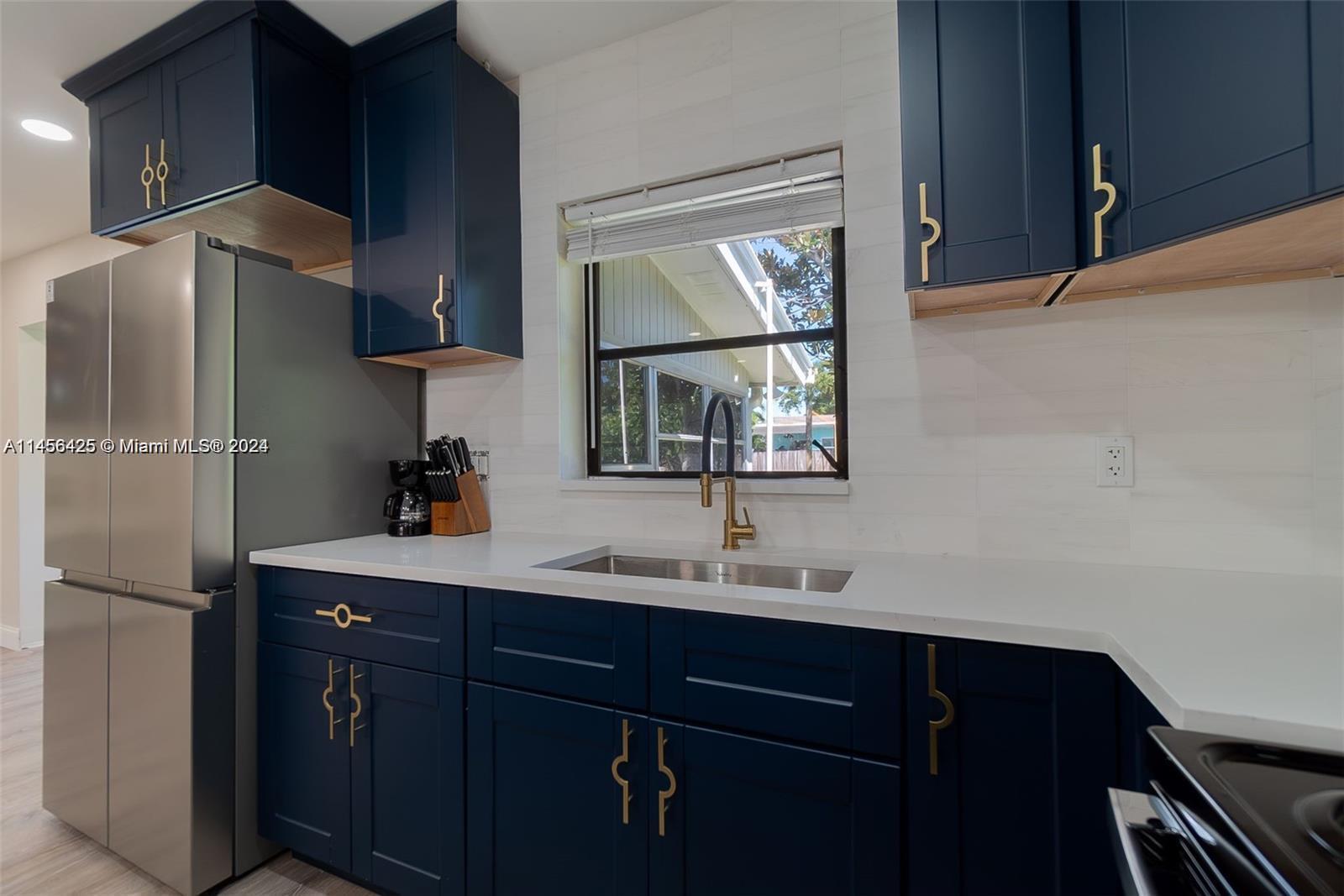 NORTH PALM BEACH VILLAGE - Residential Lease