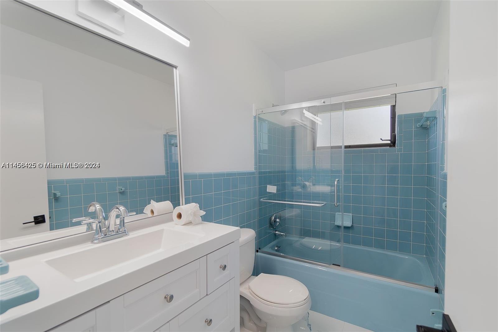 NORTH PALM BEACH VILLAGE - Residential Lease
