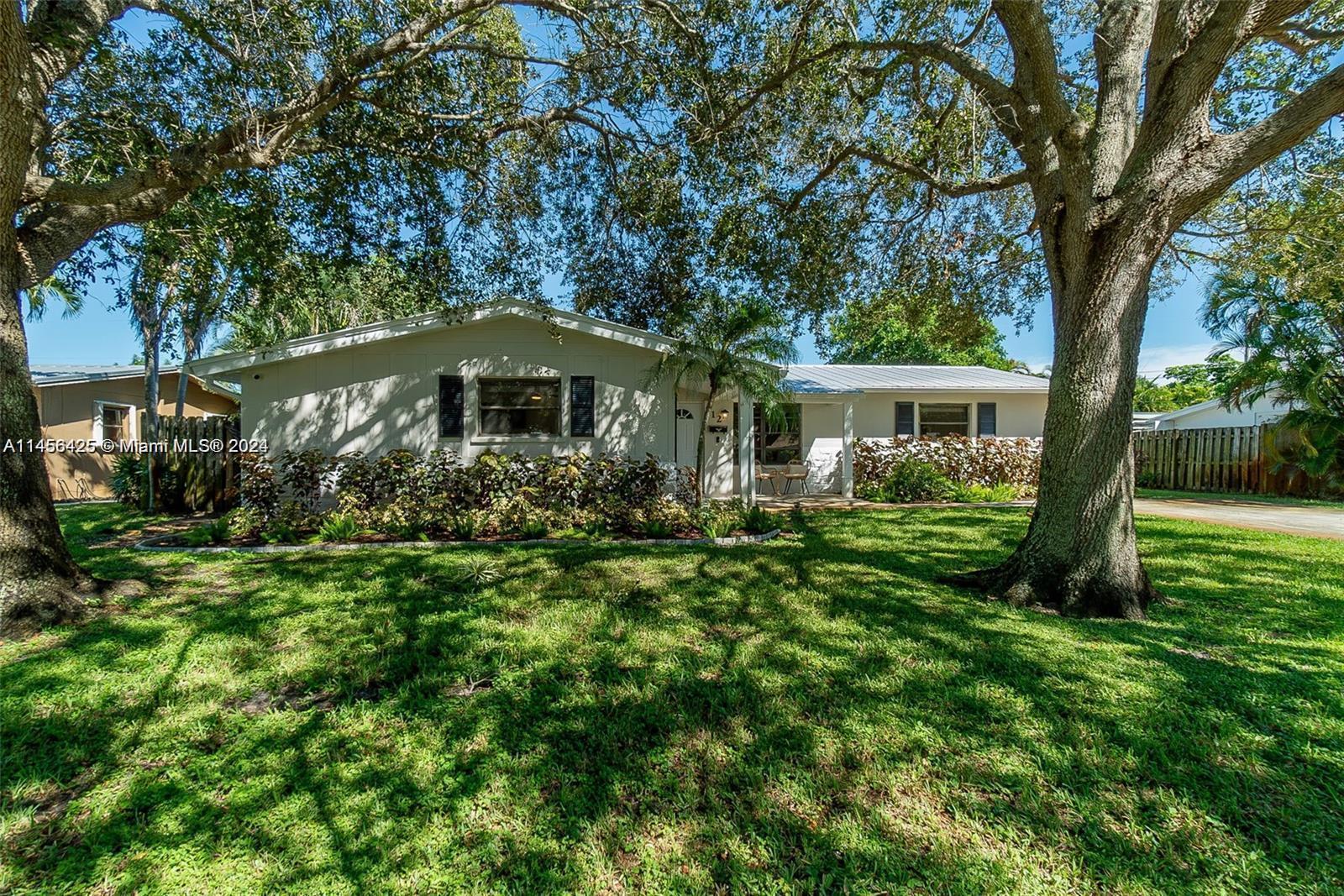 *seasonal or annual rental*. Experience the best of Florida living in this fully furnished home.
Step into your new abode and be greeted by a serene backyard that feels like a private paradise this backyard has it all. Enjoy a friendly game of mini golf, get competitive on the volleyball court, or kick back in the lounge chairs while soaking up the Florida sun. sway gently in the hammock under the starry skies. It's Florida living at its finest, right in your backyard.
Location is key. This beautifully remodeled home is located on a quiet street in North Palm Beach. 5 minutes from downtown, 5 minutes to the beach, and 15 minutes from the airport. With 8 comfortable mattresses, this quiet North Palm Beach retreat is a sought-after haven. Your Florida dream lifestyle awaits!