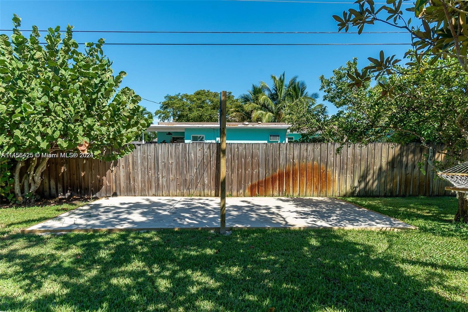 NORTH PALM BEACH VILLAGE - Residential Lease