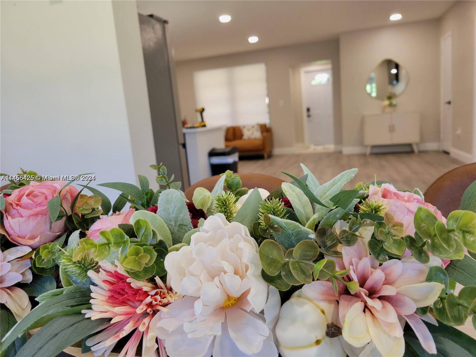 NORTH PALM BEACH VILLAGE - Residential Lease