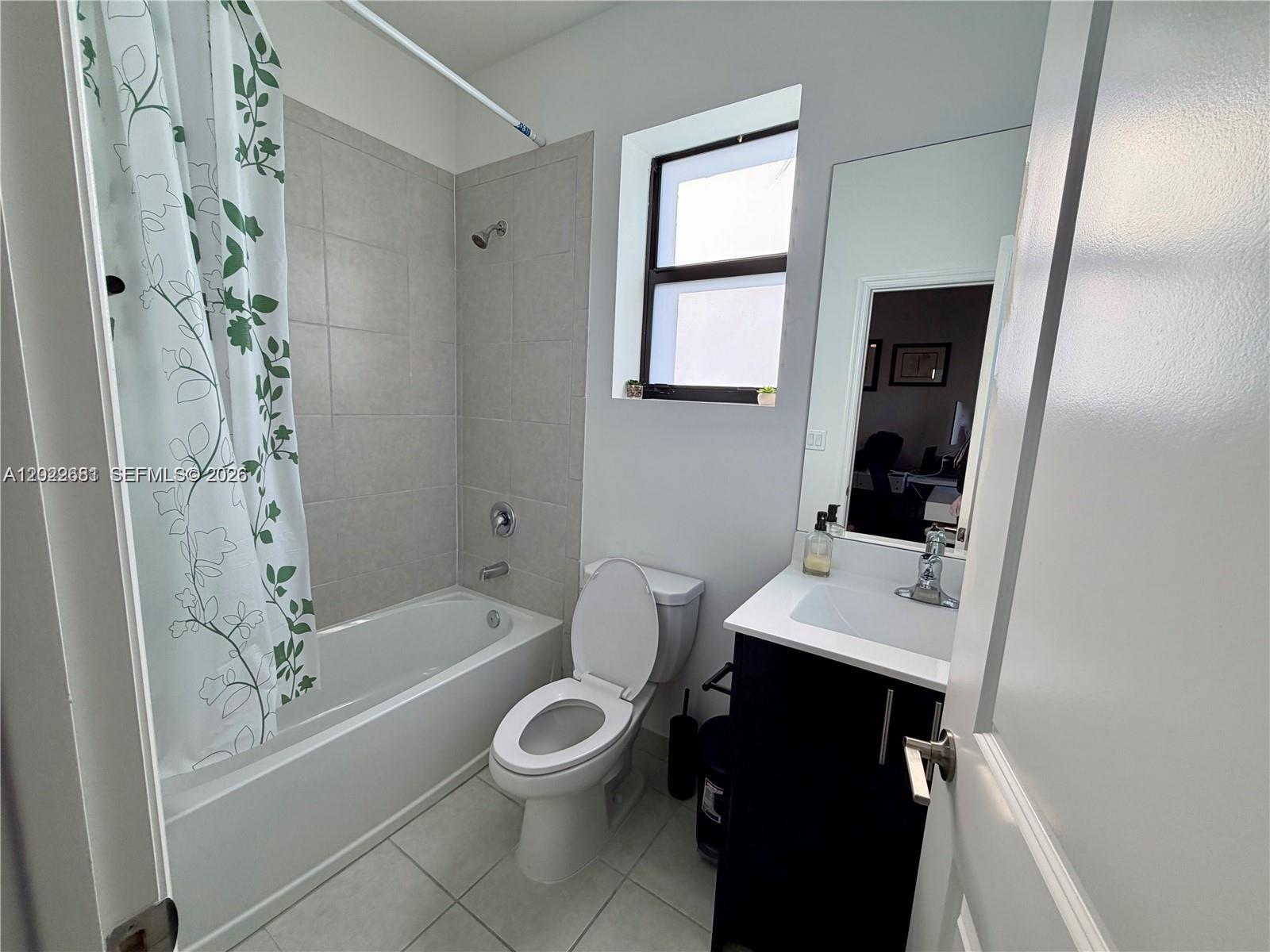 KENDALL ASSEMBLAGE SOUTH - Residential