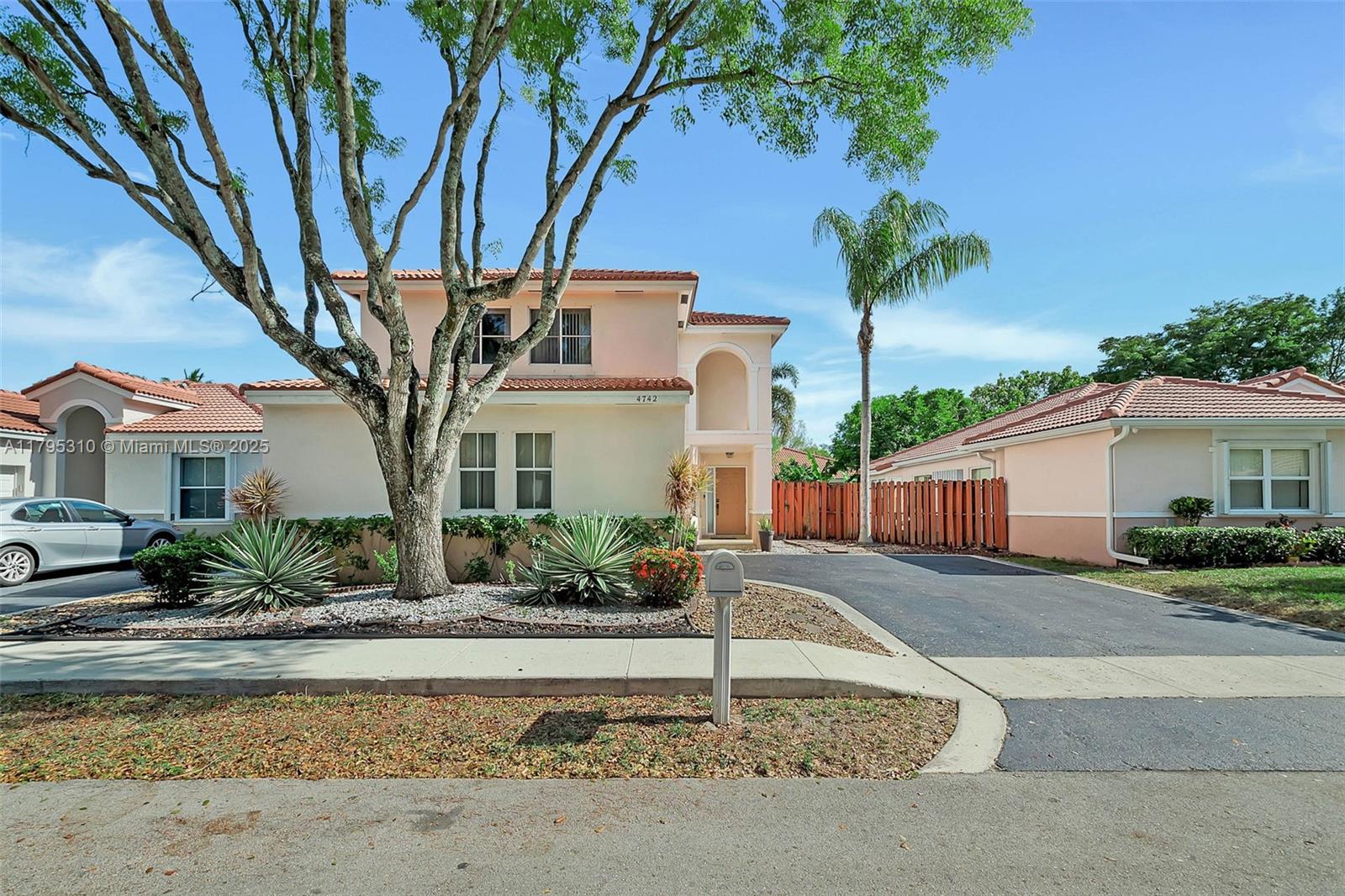 Property for Sale at 4742 Nw 7th Mnr, Coconut Creek, Broward County, Florida - Bedrooms: 4 
Bathrooms: 3  - $520,000
