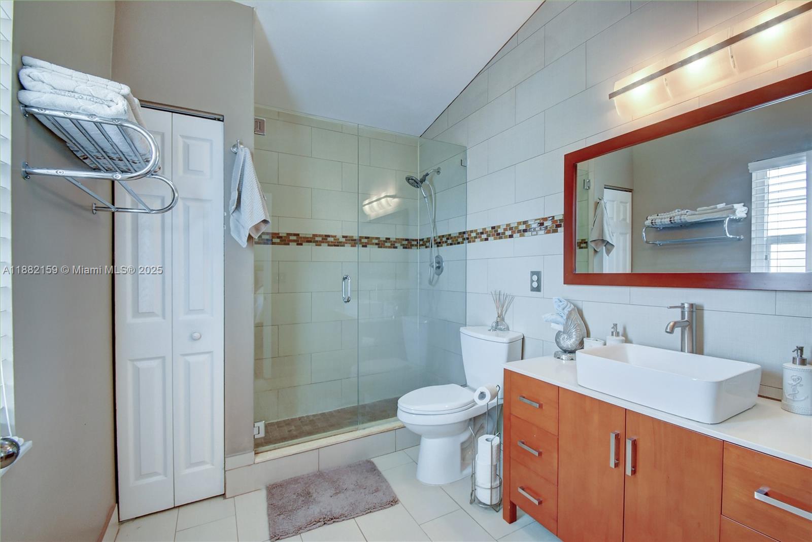CORAL BAY REPLAT SECTION - Residential Lease
