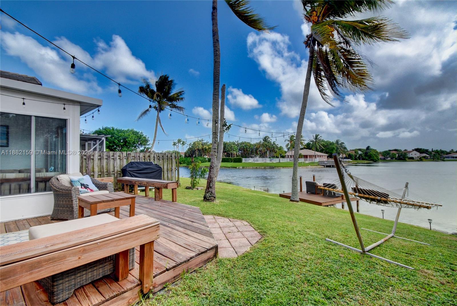 CORAL BAY REPLAT SECTION - Residential Lease