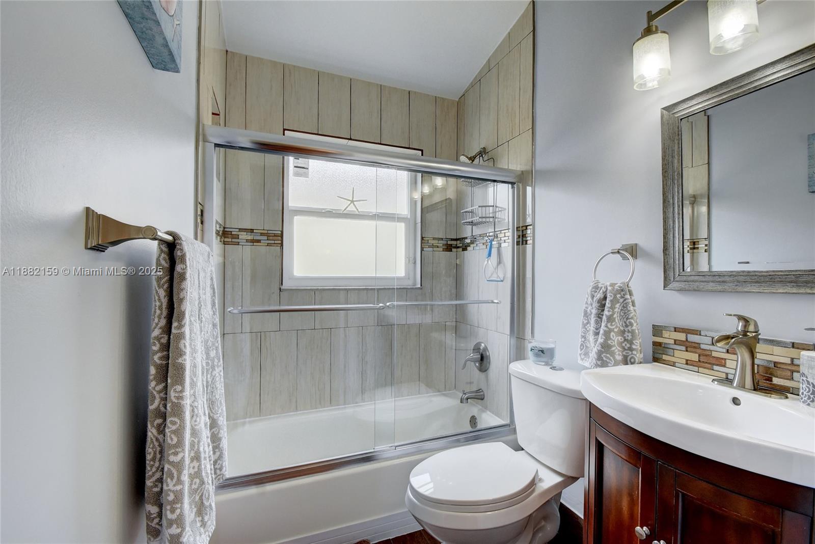 CORAL BAY REPLAT SECTION - Residential Lease